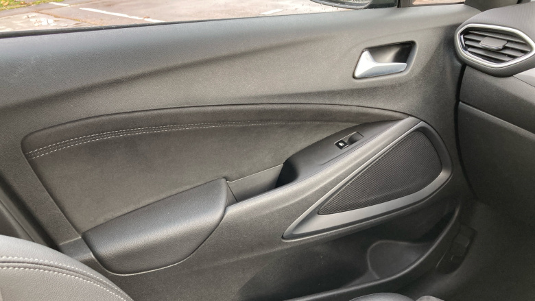 Vauxhall Crossland 1.2 Turbo [130] Ultimate 5dr Auto Petrol Hatchback